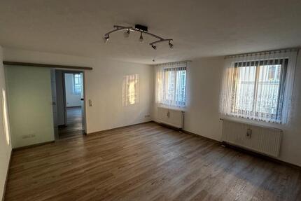 Helle 2-Zimmer-Wohnung zentrale Lage in Stendal