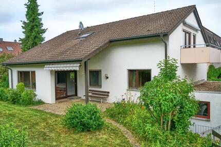 provisionsfrei - gepflegtes, massives Mehrgenerationenhaus - Mühlacker