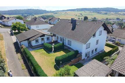Haus zum Kaufen in Staufenberg 600.000,00 € 250 m²