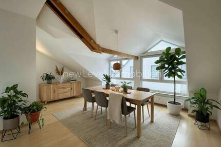 Helle 3-Zi.-Dachgeschosswohnung im Nordosten von Ingolstadt