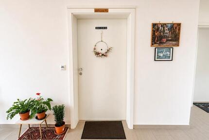 1,5-Zimmer-Wohnung mit Balkon, EBK & Stellplatz | Muhr am See
