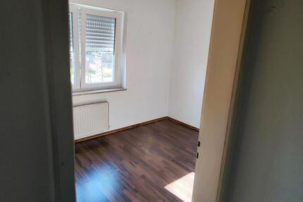 3 Zimmerwohnung in Backnang - 1.100,00&nbsp;EUR Kaltmiete, ca.&nbsp; 78,00&nbsp;m&sup2; in Backnang (PLZ: 71522)