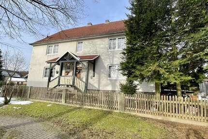 Haus zum Kaufen in Hessisch Lichtenau 259.000,00 € 210 m²