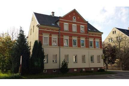 Großzügige schöne 2-Raumwohnung mit Einbauküche und großem Balkon sucht nette Nachmieter!!! - Chemnitz / Furth