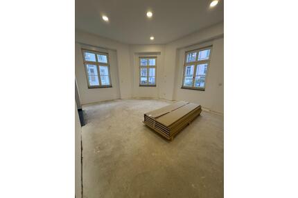 Hochwertige 3-Zimmer-Erdgeschosswohnung im kernsanierten Denkmalo - Wiesbaden Südost