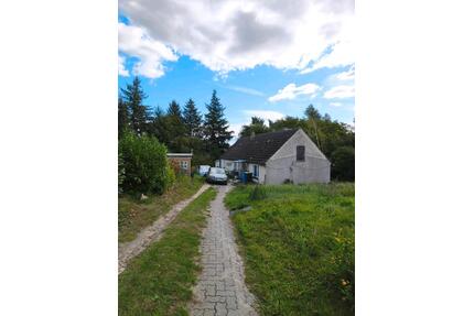 großes Baugrundstück in Sehlen - 150.000,00&nbsp;EUR Kaufpreis, ca.&nbsp; 90,00&nbsp;m&sup2; in Bergen auf Rügen (PLZ: 18528)