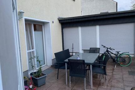Große 3 Zi Küche , DuBad mit Terrasse Erdgeschosswohnung - Aachen Eilendorf