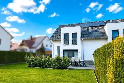 Neuwertige, moderne Doppelhaushälfte mit großem Garten - Aindling