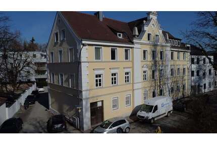 Wohnung zum Kaufen in Landshut 390.000,00 € 109.38 m²