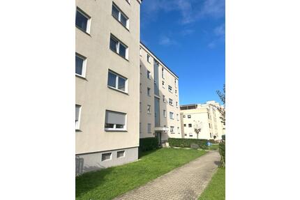 Helle 3,5 Zimmer Wohnung - 1.170,00&nbsp;EUR Kaltmiete, ca.&nbsp; 84,00&nbsp;m&sup2; in Pforzheim (PLZ: 75181) Eutingen