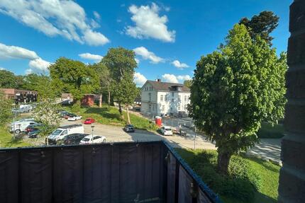Helle moderne Neubauwohnung (50qm) mit Balkon, Fahrstuhl & Einbau - Molfsee