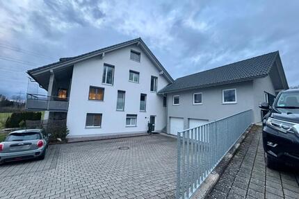 Hochwertige 4-Zimmer-Maisonettewohnung mit Loggia, Einbauküche und großer Garage - Murg