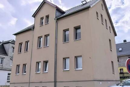 4-Raumwohnung mit Balkon in Oelsnitz