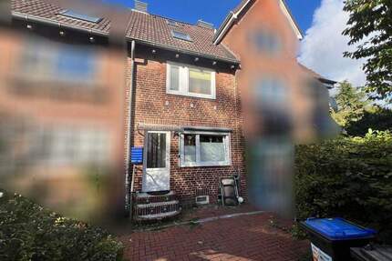 Vermietetes Reihenmittelhaus - 265.000,00&nbsp;EUR Kaufpreis, ca.&nbsp; 110,00&nbsp;m&sup2;&nbsp;Wohnfl&auml;che in Kiel (PLZ: 24147) Elmschenhagen-Nord