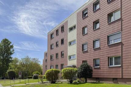 Renovierungsbedürftige 4-Zimmer-Wohnung mit Balkon in begehrter Weststadtlage - Braunschweig