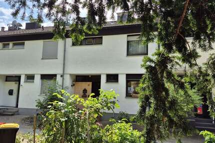 Haus zum Kaufen in Krefeld 325.000,00 € 94 m²