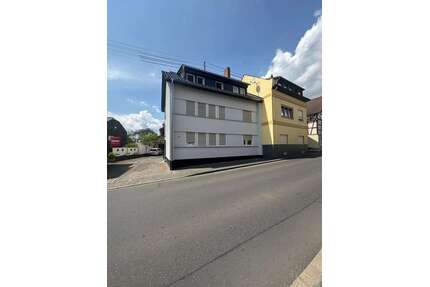 Haus zum Kaufen in Neuwied 495.000,00 € 250 m²
