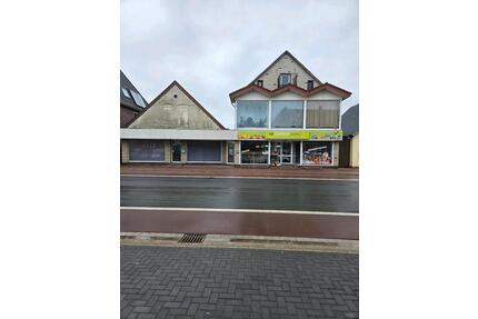 Zu verkaufen zwei große Laden mit 4 Wohnungen in Twistringen ....