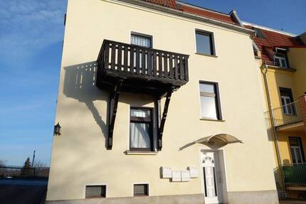 voll vermietetes Mehrfamilienhaus mit 4 Wohneinheiten am Stadtrand von Crimmitschau, Provisionsfrei! - Crimmitschau / Gablenz