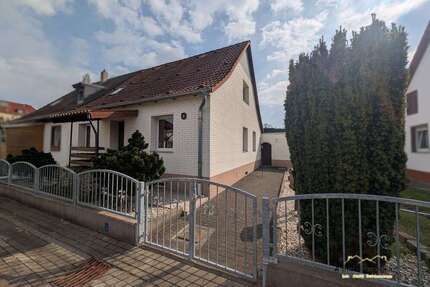 Haus zum Kaufen in Bitterfeld-Wolfen OT Holzweißig 89.000,00 € 97.55 m²