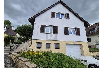HÄUSCHEN IM ORIGINALZUSTAND UND GROßEM GARTEN - Villingen-Schwenningen