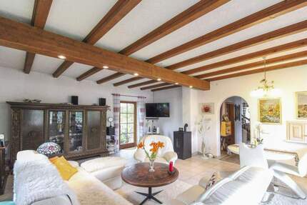 Idyllisches Wohngefühl: Sympathisches Einfamilienhaus mit viel Flair für Ihre Familie - Biebergemünd