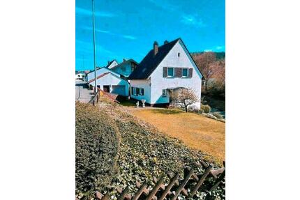 Einfamilienhaus in Rodalben Neuhof mit Garage und Garten