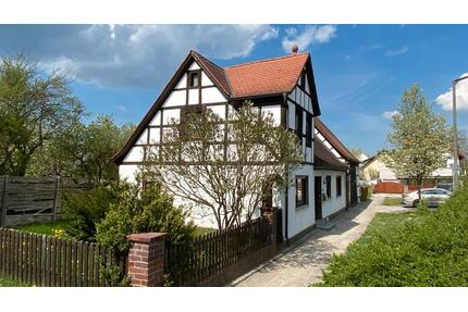 Historisches Fachwerkhaus mit Scheune, von privat zu verkaufen - Ipsheim