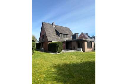 Haus zum Kaufen in Bad Oldesloe 495.000,00 € 198 m²