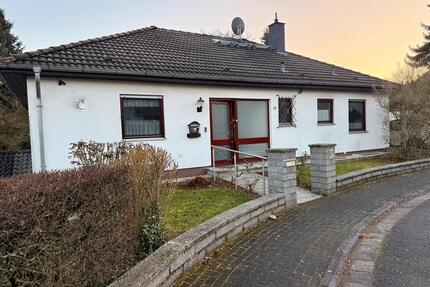 Zweifamilienhaus mit 2 sep. Wohneinheiten | Mögl. Anlageobjekt - Wetzlar Nauborn