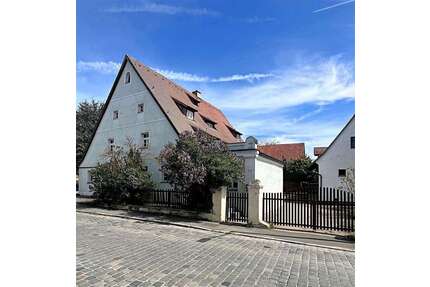 Haus zum Kaufen in Nürnberg 699.000,00 € 308 m²