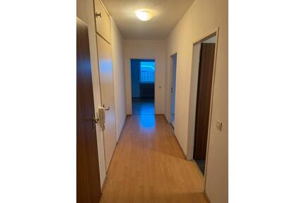 Wohnung zu Vermietung - 780,00&nbsp;EUR Kaltmiete, ca.&nbsp; 70,00&nbsp;m&sup2; in Halle (PLZ: 33790)