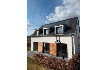 Wohnen im Grünen - 495.000,00&nbsp;EUR Kaufpreis, ca.&nbsp; 150,00&nbsp;m&sup2; in Marienberg (PLZ: 09496)