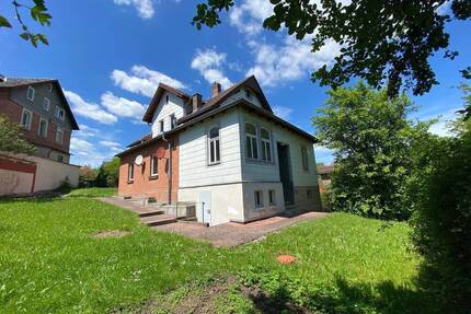 Stadtnahes Haus mit schönem Garten zur Eigennutzung oder Vermietung - Coburg