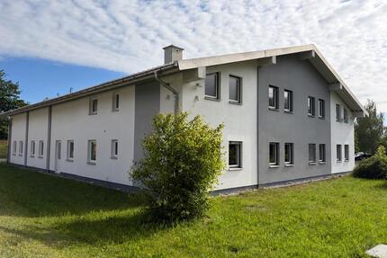 Gewerbehalle mit Büro und Hausmeisterwohnung - Teisendorf Hausmoning