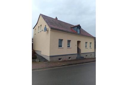 Einfamilienhaus mit kleinem Bungalow im Garten, Ermsleben - Falkenstein/Harz