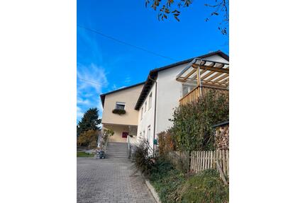 Frisch renovierte 3,5 Zimmer Wohnung in Deubach - Gessertshausen