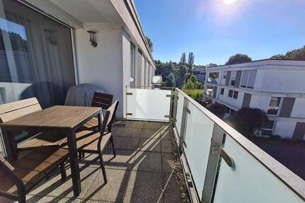 Helle 4-Zimmer-Wohnung mit Balkon in ruhiger und zentraler Lage, inkl. TG-Stellplatz - Waiblingen