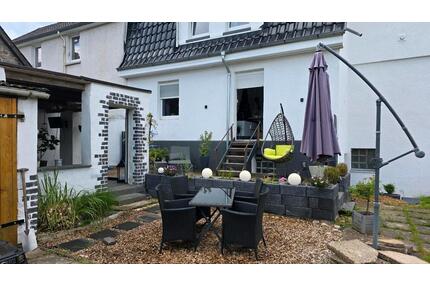 Doppelhaushälfte - 249.000,00&nbsp;EUR Kaufpreis, ca.&nbsp; 160,00&nbsp;m&sup2; in Northeim (PLZ: 37154)