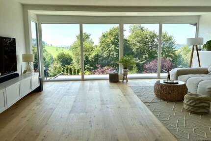 Haus zum Kaufen in Wolfertschwenden 979.000,00 € 200 m²