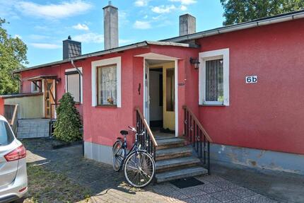 Doppelhaus bzw großes Einfamilienhaus in Egeln Nord