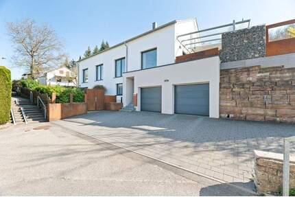 ++ Design trifft Aussicht - modernes Anwesen in Halbhöhenlage ++ - Nagold