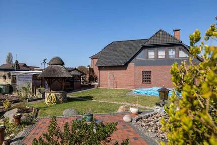 *** nähe HASPORTSEE mit POOL, GARTEN, KELLER, GARAGE und VIEL POTENZIAL *** - Delmenhorst Hasport/Annenheide