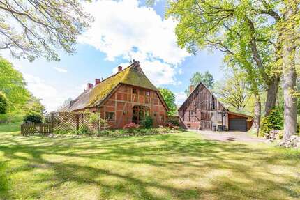 Haus zum Kaufen in Radbruch 499.000,00 € 230 m²
