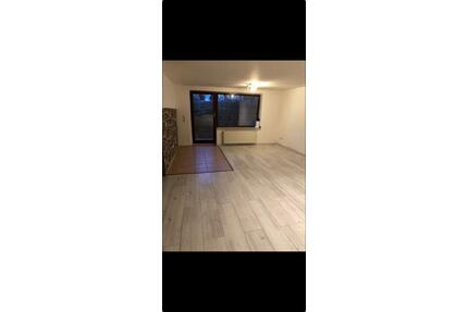 2 Zimmer Wohnung in Urmitz Rhein