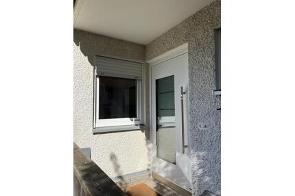 Modernisiertes Haus in ruhiger, sonniger Lage - Balkon +Terrasse - Deggendorf