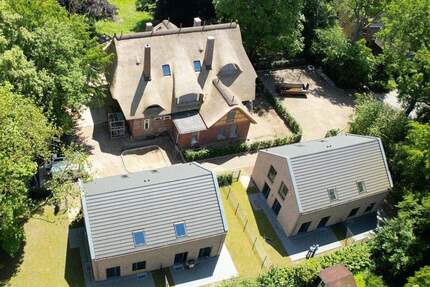 Willkommen in Bergstedt! Neubau-Doppelhaushälfte als Erstbezug in familienfreundlicher Lage - Hamburg