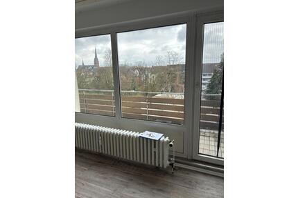 2 Zimmer Wohnung in OB-Mitte mit sehr großem Balkon bezugsfertig renoviert - Oberhausen