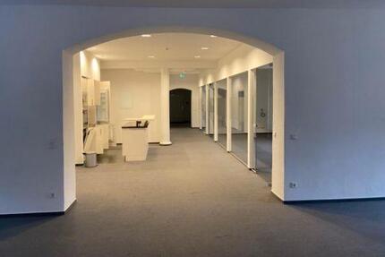 VB3516VLa Moderne Bürofläche in denkmalgeschütztem Gebäude ca. 10 km westlich von Regensburg - Pettendorf