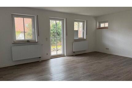 Schöne Ein-Raum-Wohnung im Erdgeschoss in 01774 Höckendorf - Klingenberg